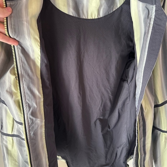 Lululemon Striped Gray Women's Jacket Mint - Picture 14 of 14